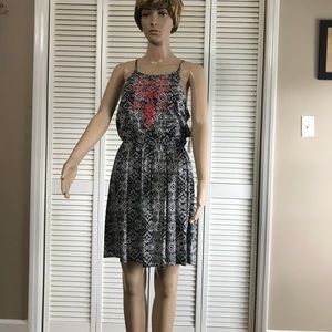 Trixxi‎ Brand dress NWT SZ Med.